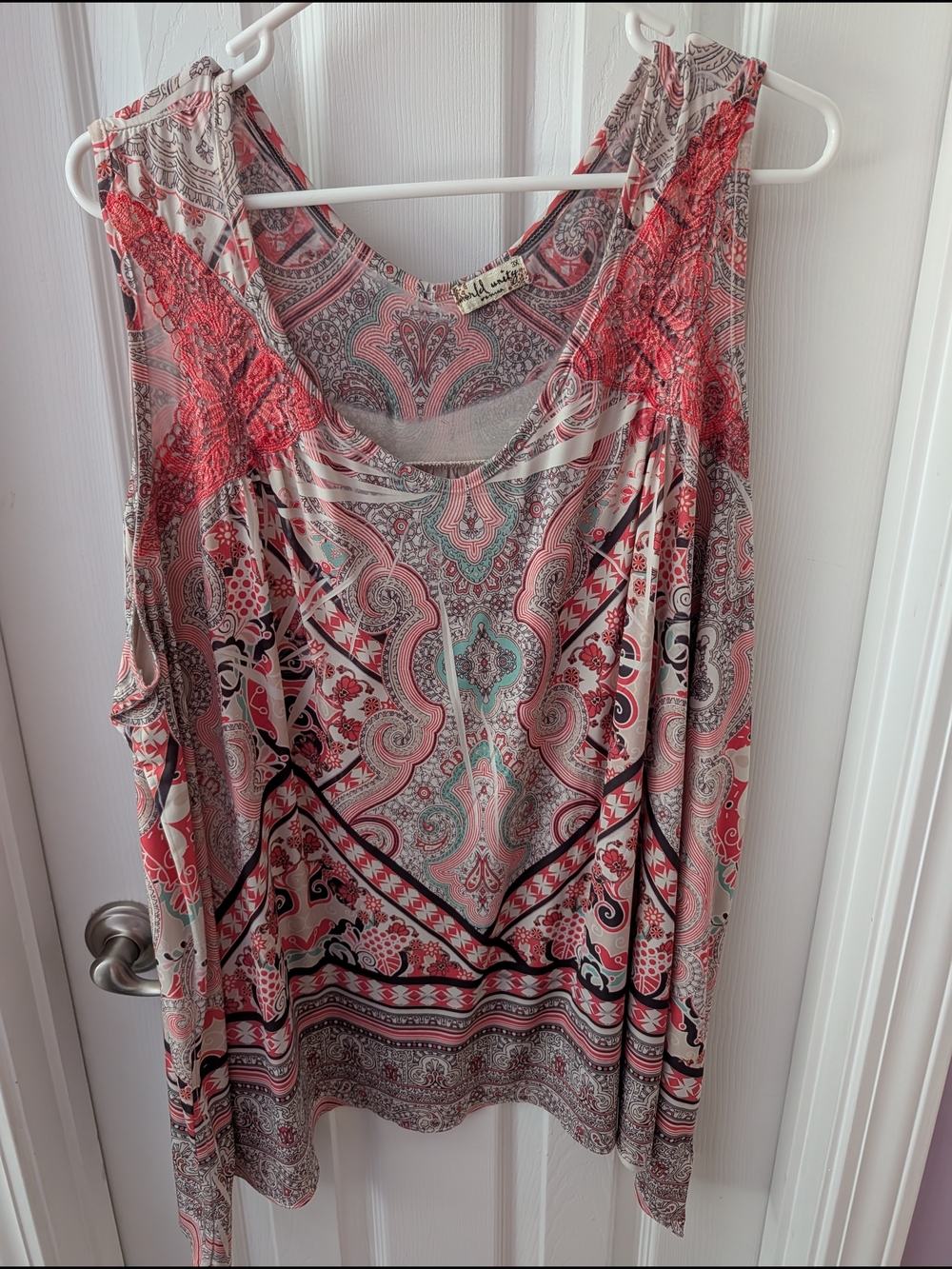 Paisley Lace-Trim Tank Top in Coral and Cream